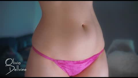 Snapshot of oliviadellvine chatting on 04-30-26, 01:45 Olivia online show from 04-30-26, 01:45