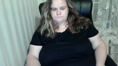 Snapshot of oliviaermesx chatting on 09-20-25, 09:05 OliviaErmesx online show from 09-20-25, 09:05