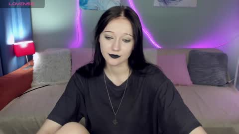 Snapshot of oliviagorgeous chatting on 05-14-26, 10:33 OliviaGorgeous online show from 05-14-26, 10:33