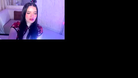 Snapshot of oliviahalley chatting on 06-12-26, 03:11 oliviahalley online show from 06-12-26, 03:11