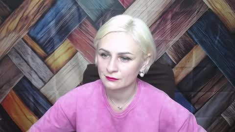 OliviaHorst online show from 09-11-25, 05:18