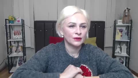 OliviaHorst online show from 10-14-25, 05:30