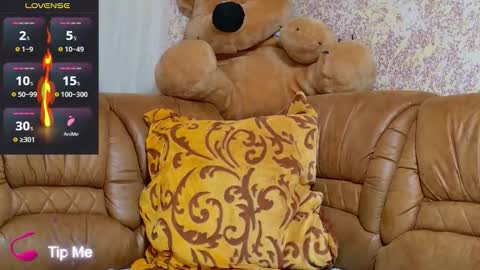 oliviaparadise online show from 12-03-25, 07:34