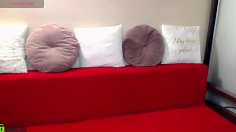 Snapshot of oliviarichi chatting on 04-22-26, 08:28 oliviarichi online show from 04-22-26, 08:28
