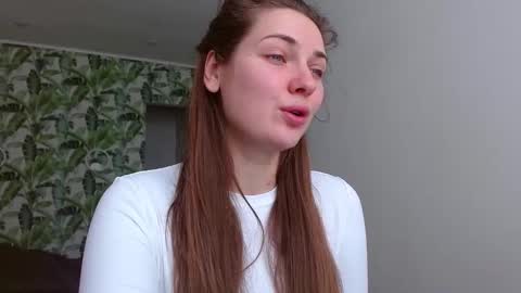 Olivia online show from 02-15-26, 07:51