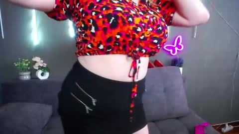 Oliviaverr online show from 05-01-26, 12:21