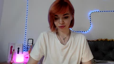 Snapshot of olivka_flower chatting on 07-16-26, 08:04 Angelina Lina online show from 07-16-26, 08:04