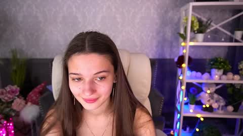 Snapshot of olivkablush chatting on 01-08-25, 10:15 Olivia online show from 01-08-25, 10:15