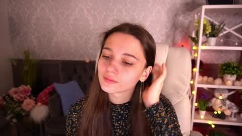 Snapshot of olivkablush chatting on 01-09-25, 06:38 Olivia online show from 01-09-25, 06:38