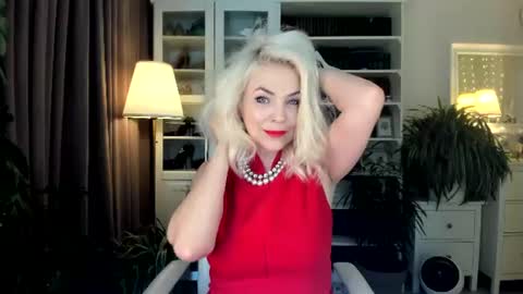 Snapshot of ollalla7 chatting on 08-05-26, 02:20 ollalla7 online show from 08-05-26, 02:20