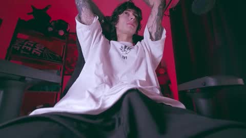 Snapshot of olliver___y chatting on 02-27-26, 03:17 online show from 02-27-26, 03:17