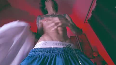     online show from 08-01-26, 03:17