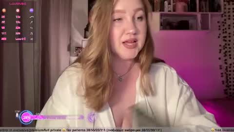 Snapshot of ollydoll chatting on 07-25-26, 07:33 OllyDoll online show from 07-25-26, 07:33