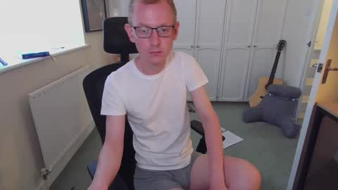 Olly online show from 09-21-25, 03:46