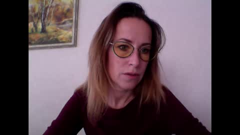 olyra11 online show from 03-10-26, 09:36
