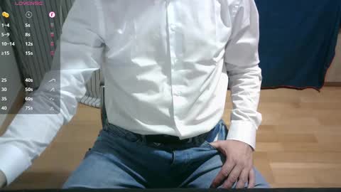 Snapshot of omar87ram chatting on 02-09-25, 02:18 Omar online show from 02-09-25, 02:18