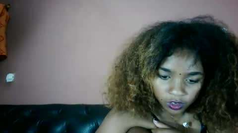 Snapshot of omegah05 chatting on 05-22-26, 07:19 omegah05 online show from 05-22-26, 07:19