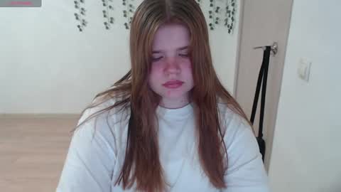  MellY  online show from 07-17-26, 06:57