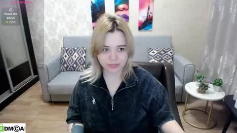 Snapshot of omg_itsperfect chatting on 11-10-25, 08:52 Fina online show from 11-10-25, 08:52