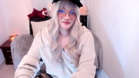 Snapshot of omorimori chatting on 05-17-26, 07:17 Omori Chan online show from 05-17-26, 07:17
