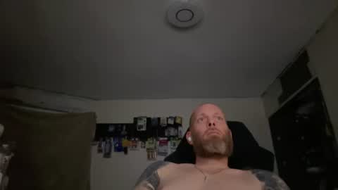 Snapshot of on12oclock chatting on 08-08-26, 10:06 on12oclock online show from 08-08-26, 10:06
