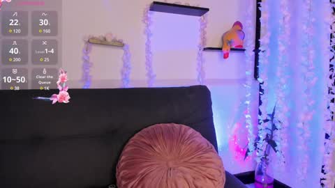 Violette online show from 02-03-25, 09:07