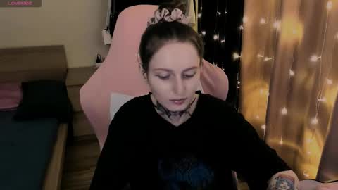 on_yxxx online show from 11-09-25, 05:33