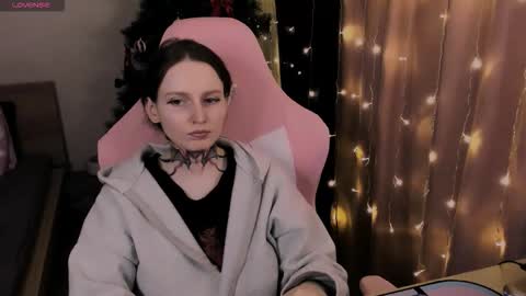 on_yxxx online show from 02-13-26, 05:53