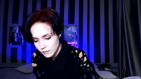 Snapshot of onaloon chatting on 09-09-25, 01:16 onaloon online show from 09-09-25, 01:16