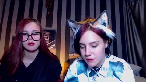 Snapshot of onaloon chatting on 10-27-25, 02:04 onaloon online show from 10-27-25, 02:04