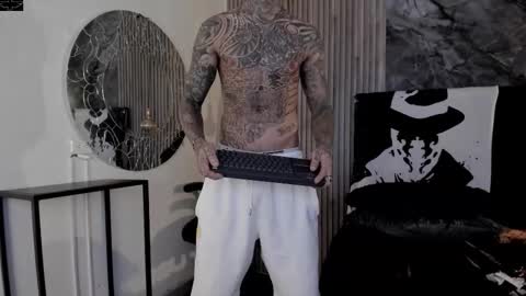     ... online show from 11-17-25, 03:45