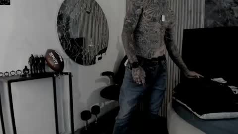     ... online show from 05-09-26, 07:52