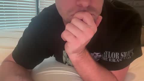 Snapshot of onceaweekview chatting on 02-11-25, 02:24 onceaweekview online show from 02-11-25, 02:24