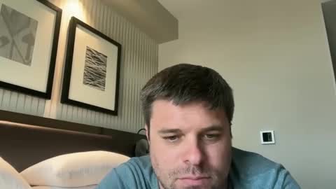 Snapshot of onceaweekview chatting on 09-17-25, 08:10 onceaweekview online show from 09-17-25, 08:10