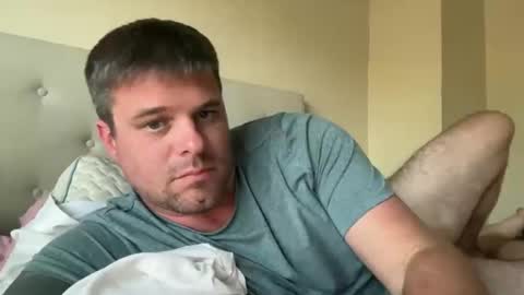 Snapshot of onceaweekview chatting on 11-13-25, 10:08 onceaweekview online show from 11-13-25, 10:08