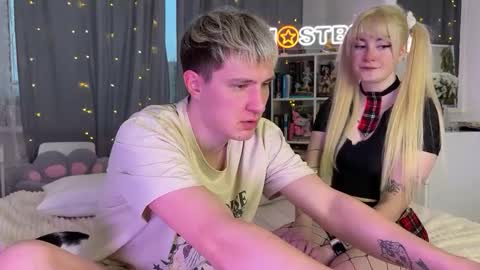 Snapshot of one_punch_cum chatting on 03-02-25, 02:10 couple Lu sexy chick in middle and Jimmyblonde our friend Brianglasses online show from 03-02-25, 02:10