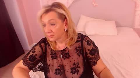 Nicole online show from 12-04-25, 05:39