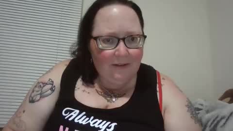 Pixie online show from 05-06-26, 07:13