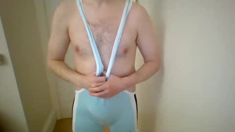 onesie1boy online show from 05-26-26, 01:40