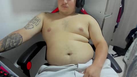 Snapshot of onewhiteboichub chatting on 02-27-26, 12:43 Andres INDEPENDENT MODEL online show from 02-27-26, 12:43