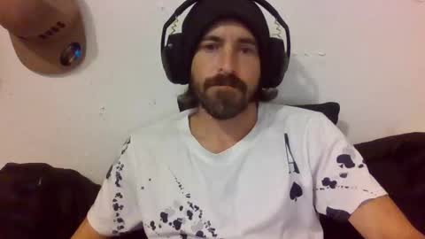 Snapshot of oniyoshiken chatting on 09-26-25, 07:18 oniyoshiken online show from 09-26-25, 07:18