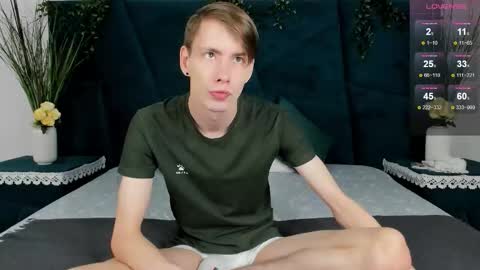 Snapshot of only_eric chatting on 12-02-25, 07:36 Erick online show from 12-02-25, 07:36