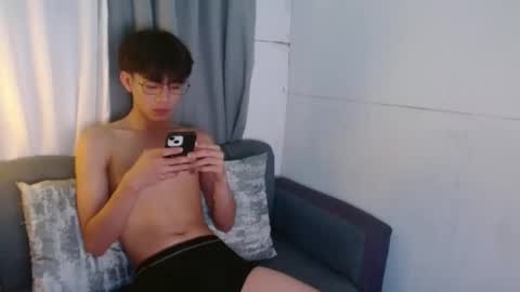 MAU online show from 09-12-25, 11:54