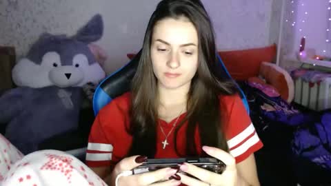 Amalia online show from 11-22-25, 06:40