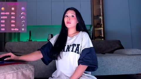 Amelia online show from 01-24-25, 01:36