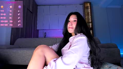 Amelia online show from 03-07-25, 02:34