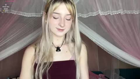 Snapshot of onlyeva1 chatting on 05-23-26, 09:46 Eva online show from 05-23-26, 09:46