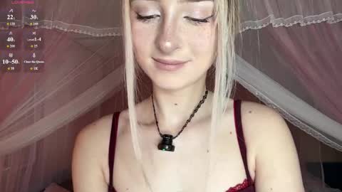 Snapshot of onlyeva1 chatting on 05-30-26, 08:33 Eva online show from 05-30-26, 08:33