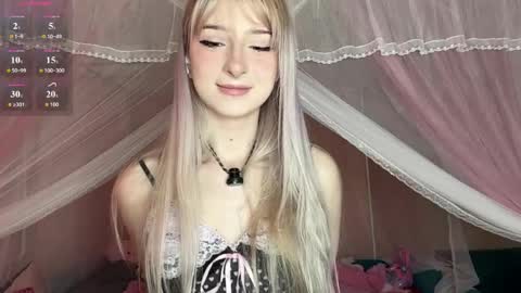 Snapshot of onlyeva1 chatting on 06-03-26, 08:50 Eva online show from 06-03-26, 08:50