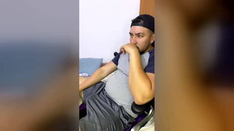 Snapshot of onlyfree_sexx chatting on 05-24-26, 03:55 Sebastian online show from 05-24-26, 03:55